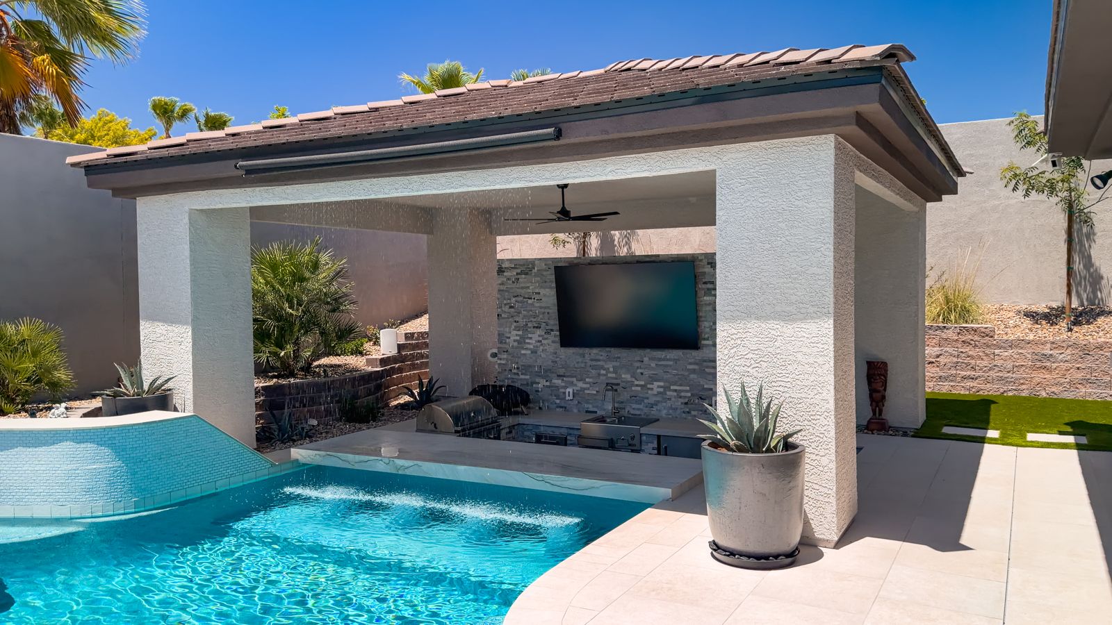 Custom pool project by Pools R Us Arizona