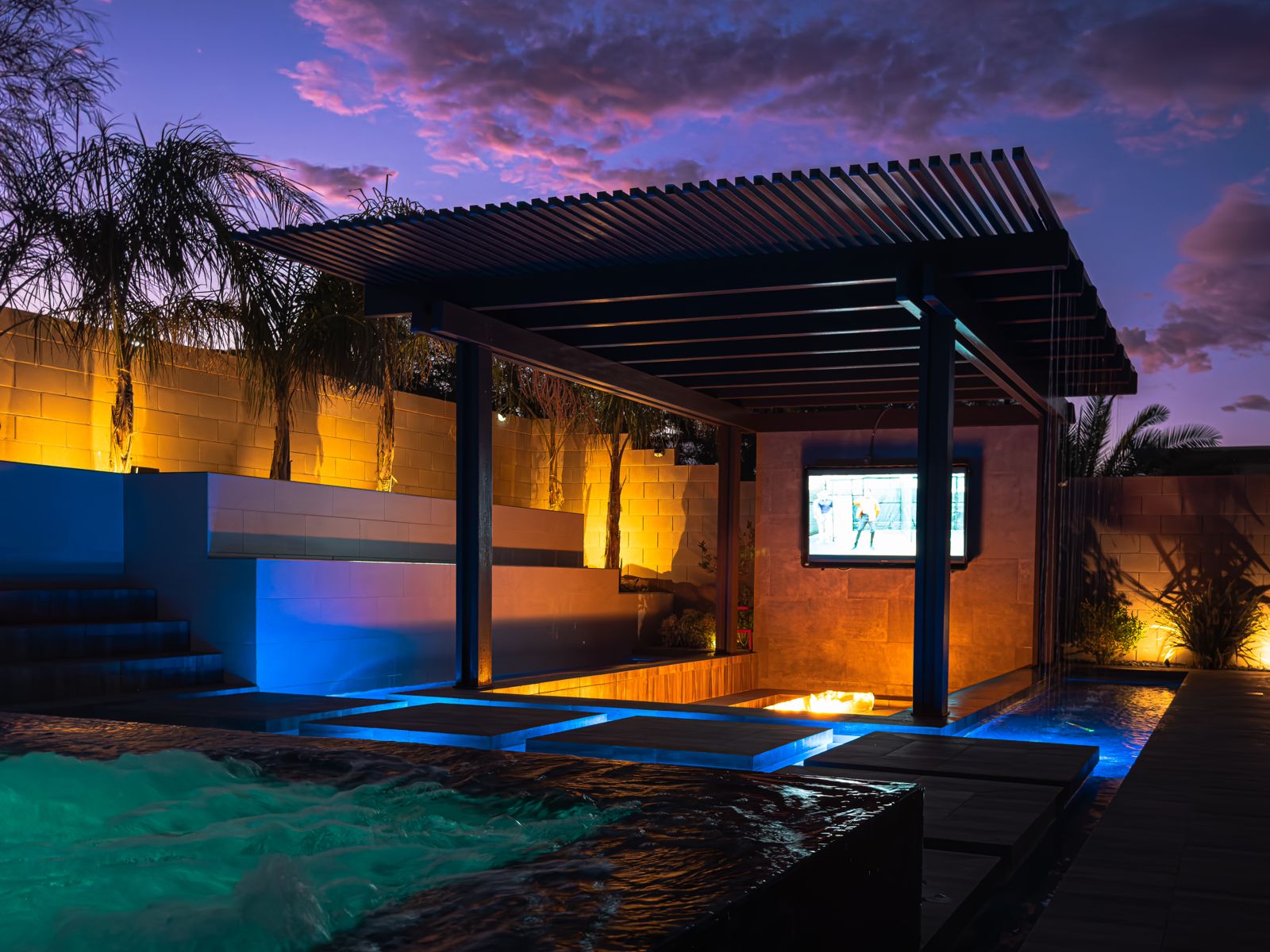 Custom pool project by Pools R Us Arizona