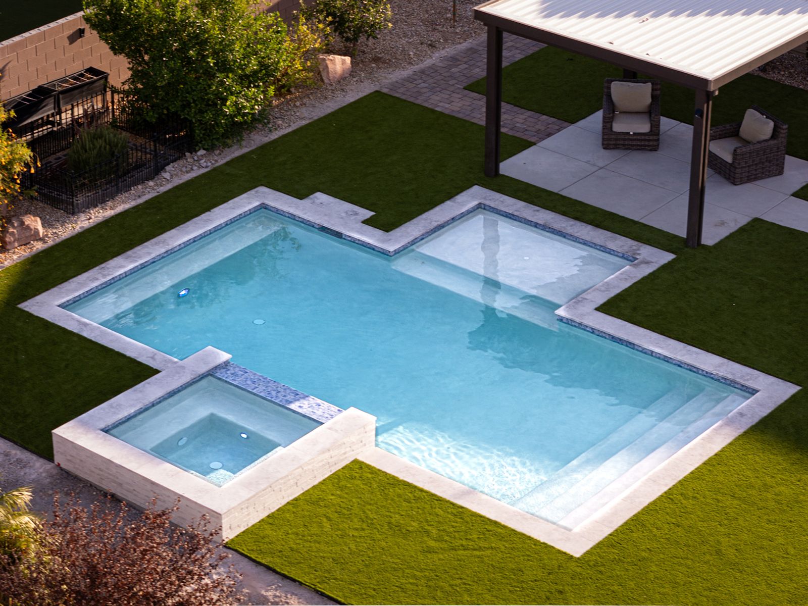 Custom pool project by Pools R Us Arizona
